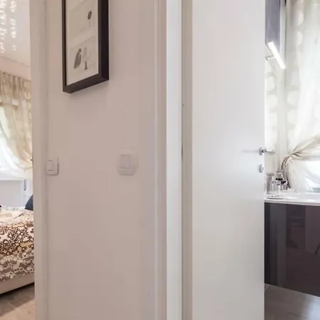 아파트 Residenza Arena *